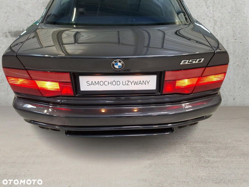 BMW Seria 8 - 18