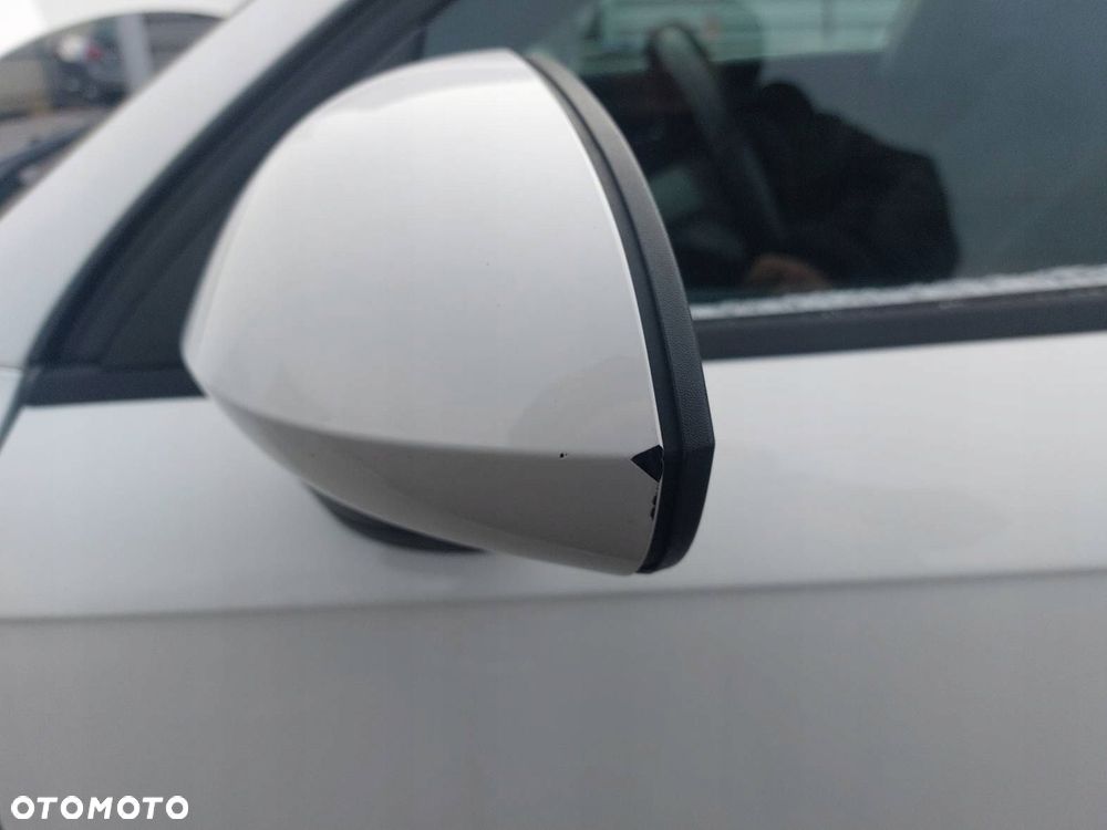 LUSTERKO LEWE ELEKTRYCZNE SEAT EXEO I FL LB9A - 2