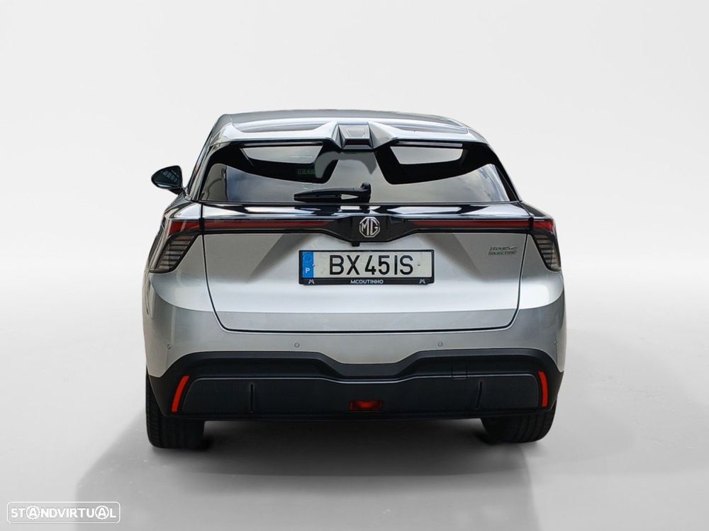 MG MG4 64 kWh Luxury - 4