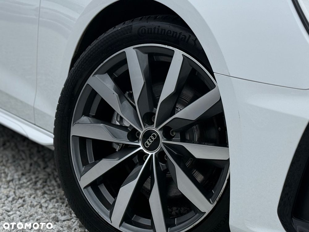 Audi A4 Avant 35 TDI S tronic - 32