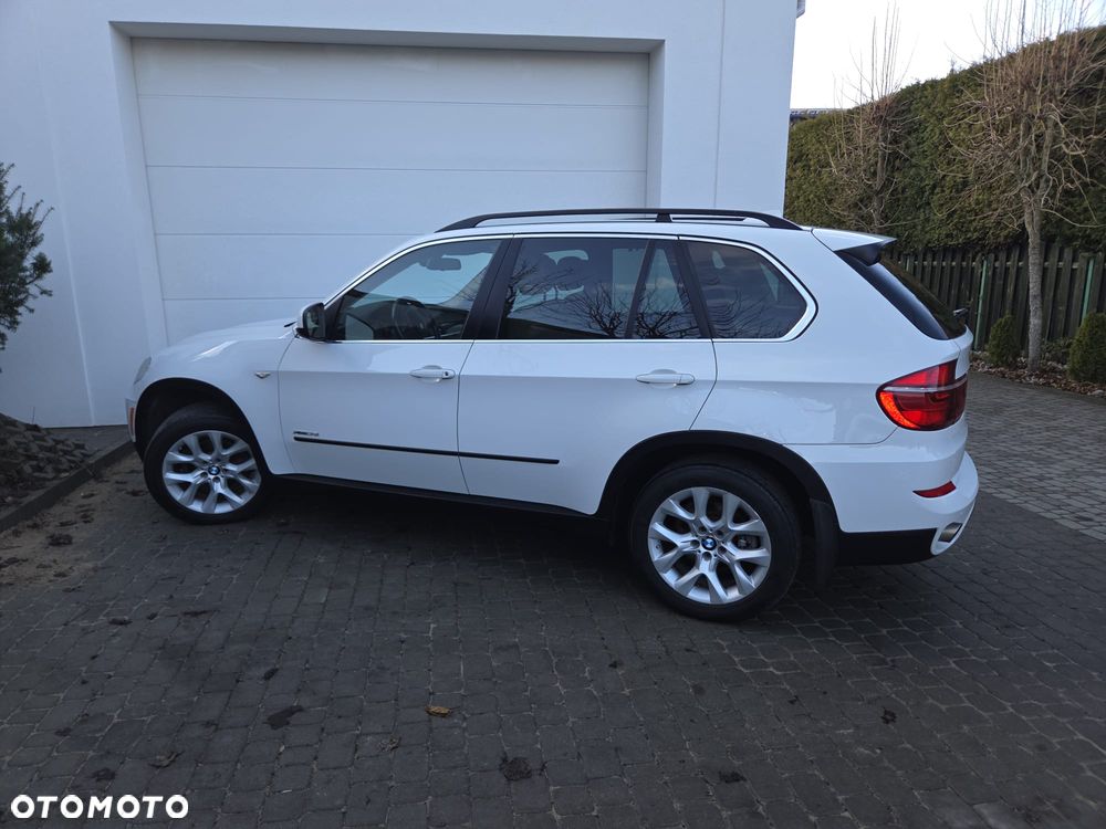 BMW X5 xDrive35i Edition Exclusive - 7