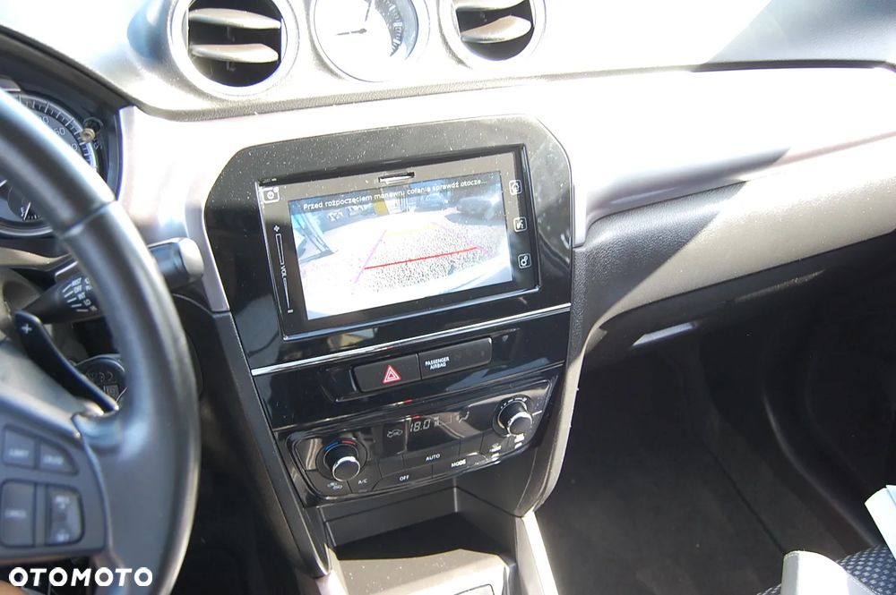 Suzuki Vitara - 8