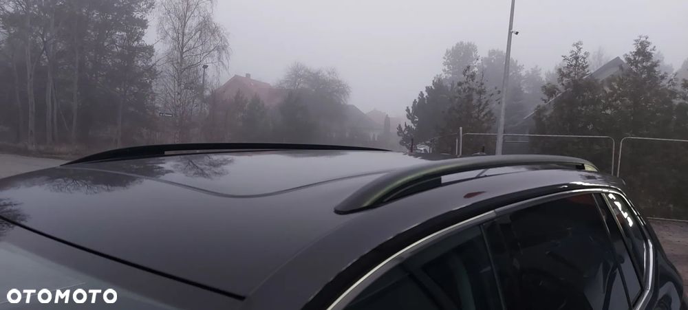 Volkswagen Tiguan Allspace - 17