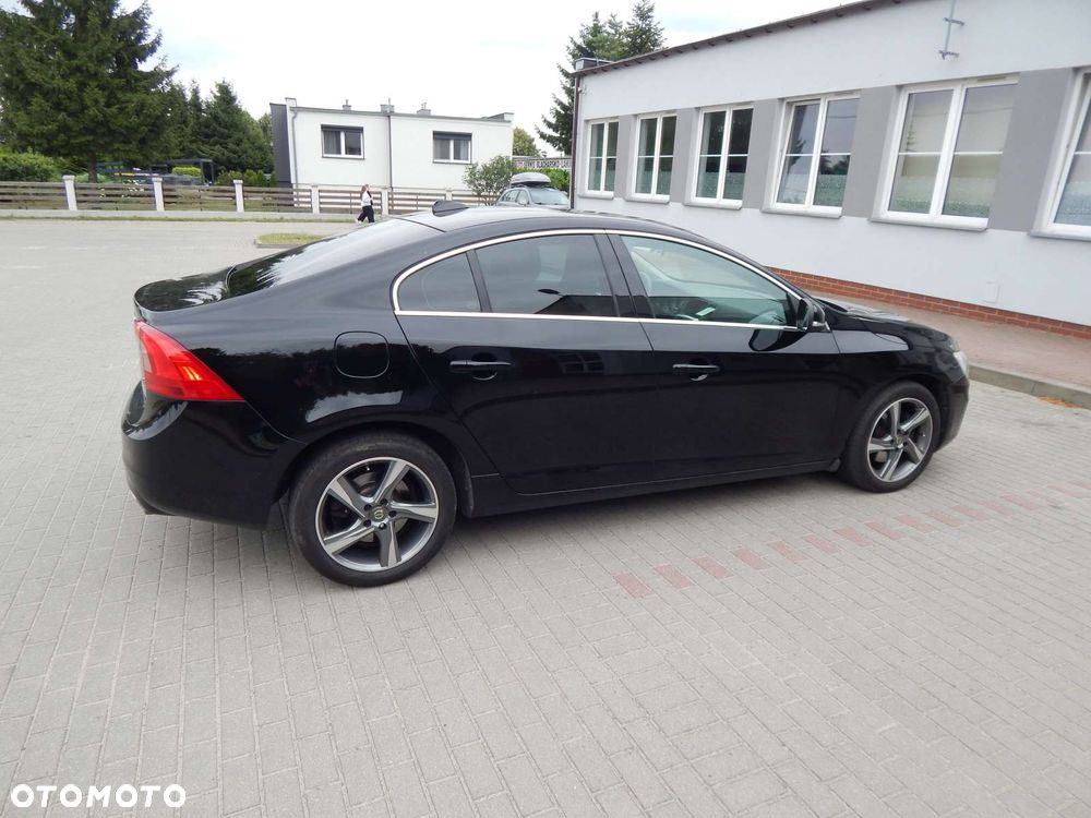 Volvo S60 D4 Drive-E Momentum - 8