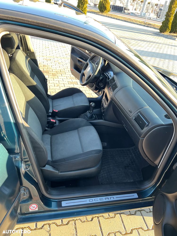 Volkswagen Golf 1.4 Ocean - 10