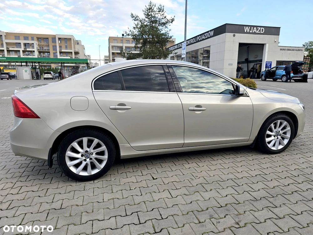 Volvo S60 D4 Drive-E Summum - 8