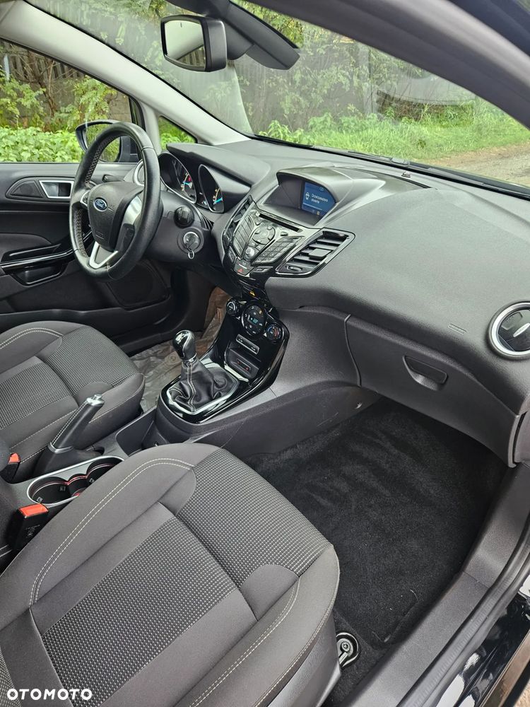Ford Fiesta 1.0 EcoBoost Titanium - 13