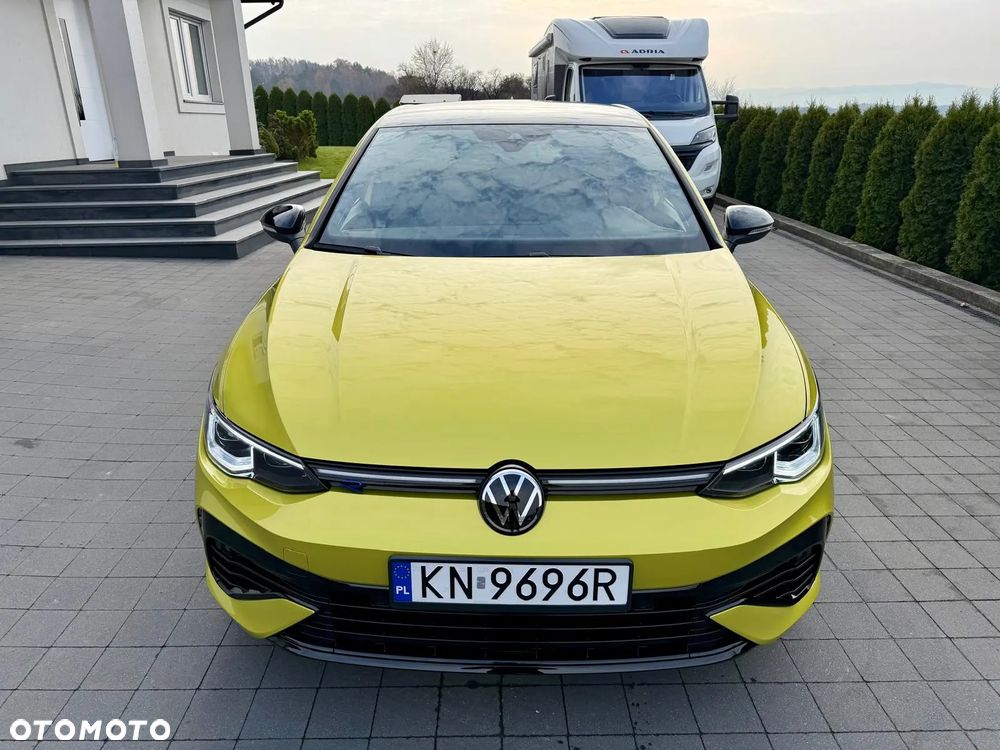 Volkswagen Golf - 8