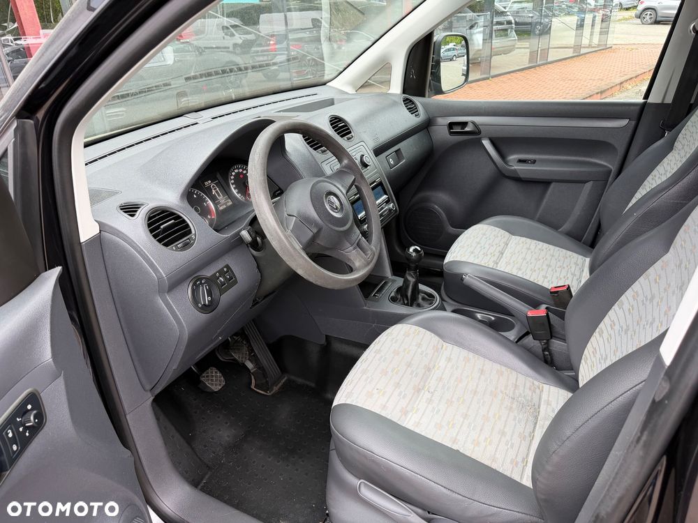 Volkswagen Caddy III - 13