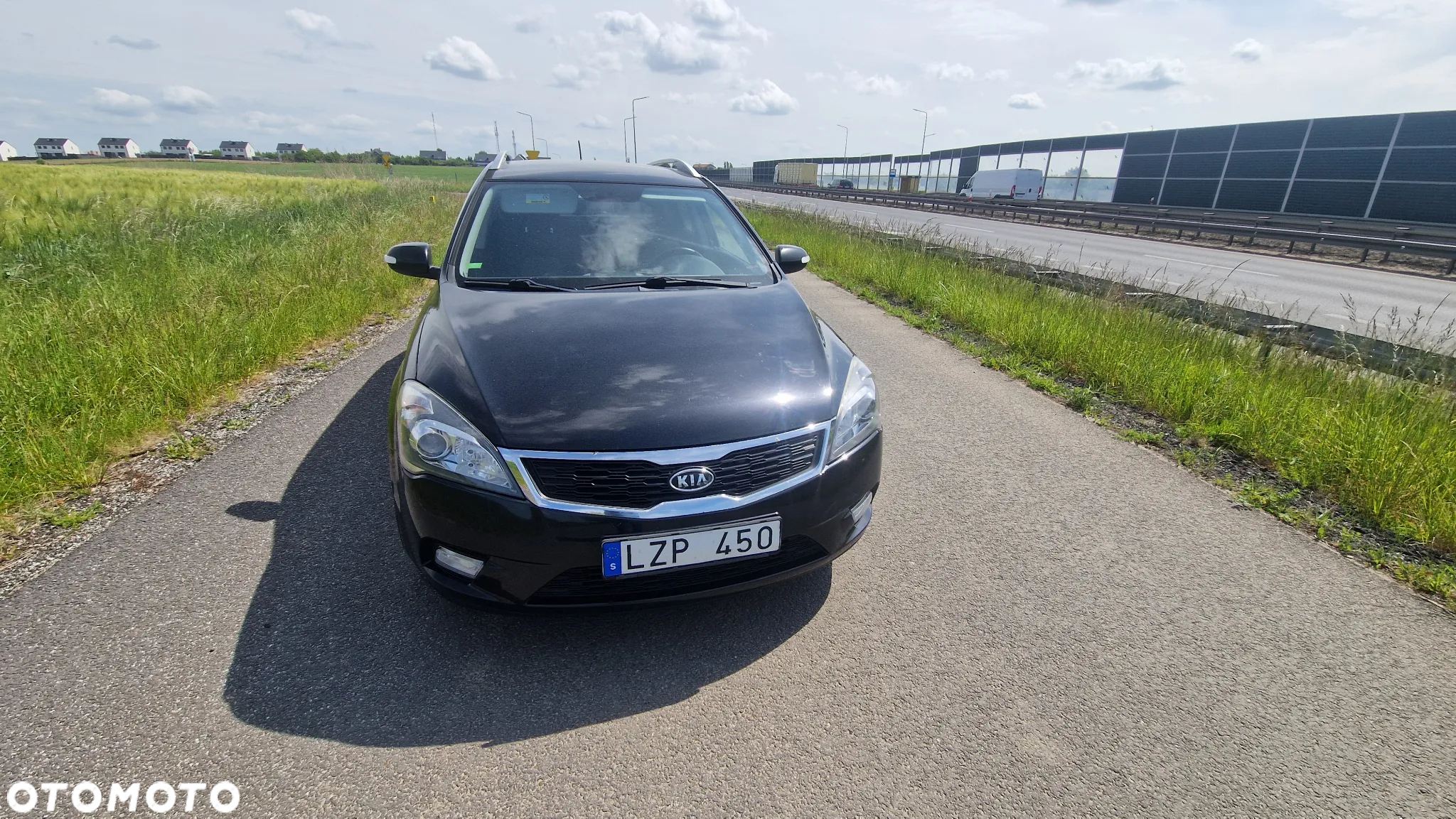 Kia Ceed 1.6 CRDi 128 ISG SW Dream Team Edition - 4