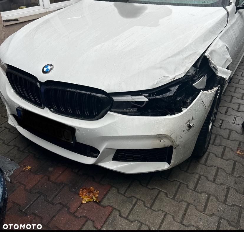 BMW 6GT 630i M Sport - 10