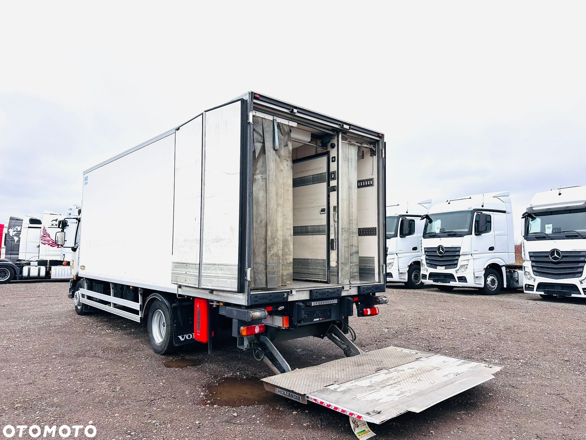 Volvo FL 260 / CHŁODNIA z TERMOKING AGREGAT / DMC 16000kg / WINDA - 9