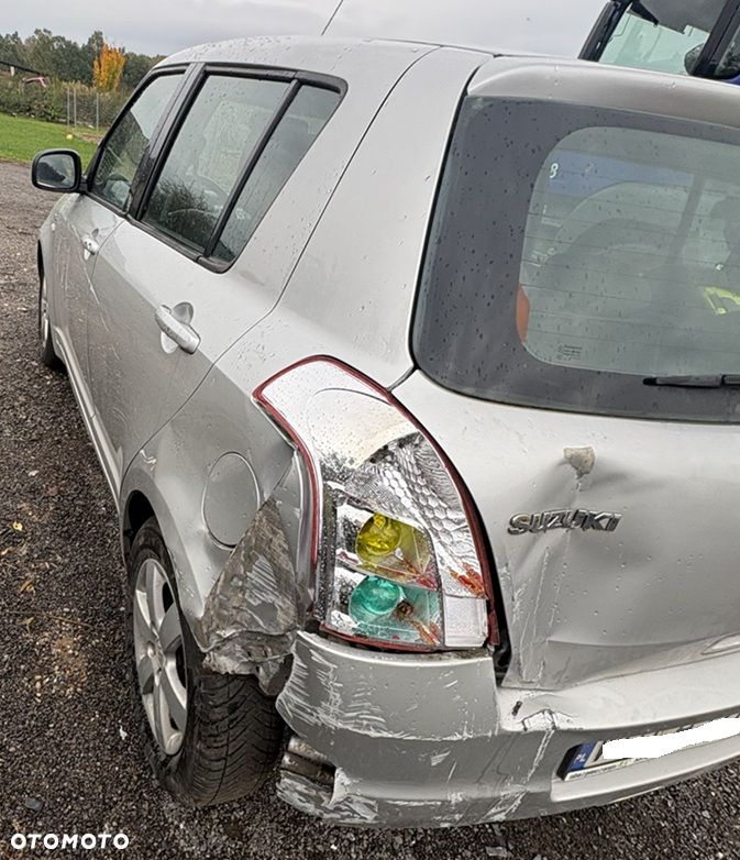 Suzuki Swift 2008 photo 3