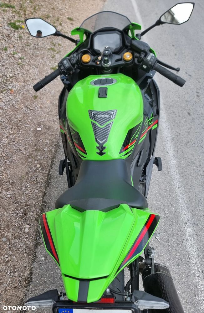 Kawasaki Ninja 400 - 6