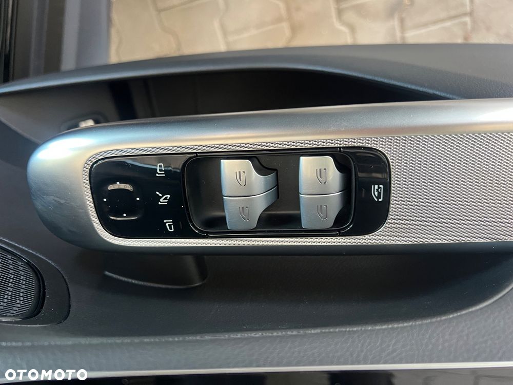 Mercedes-Benz GLC 220 d mHEV 4-Matic AMG Line - 28