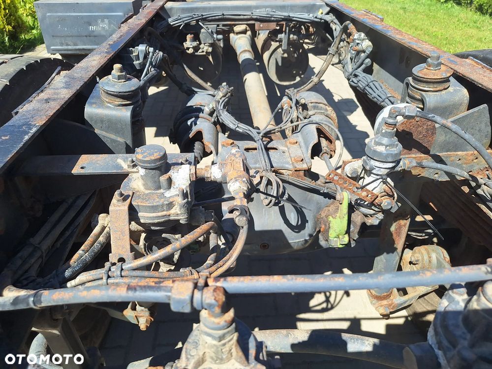 Mercedes-Benz SK 1824 - 21
