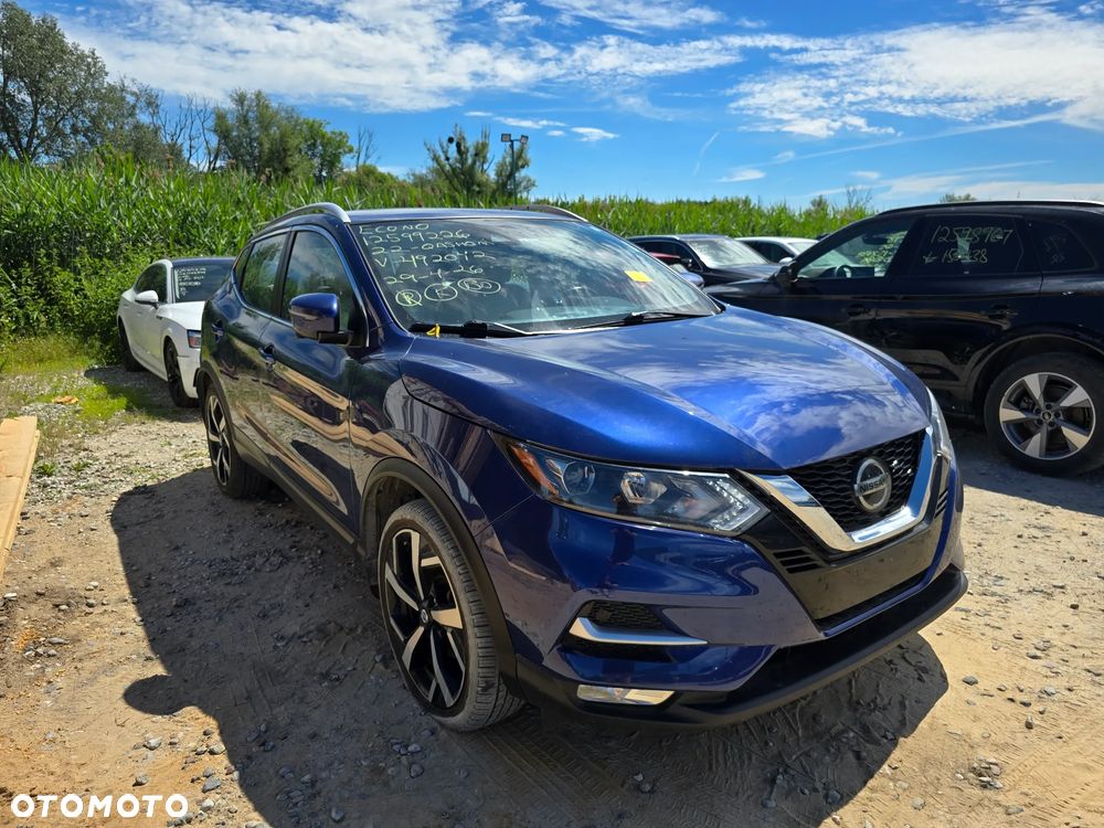 Nissan Qashqai - 2