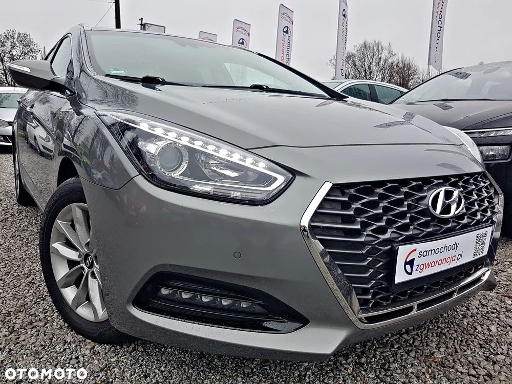 Hyundai i40 Kombi blue 1.6 CRDi DCT Space Plus - 31