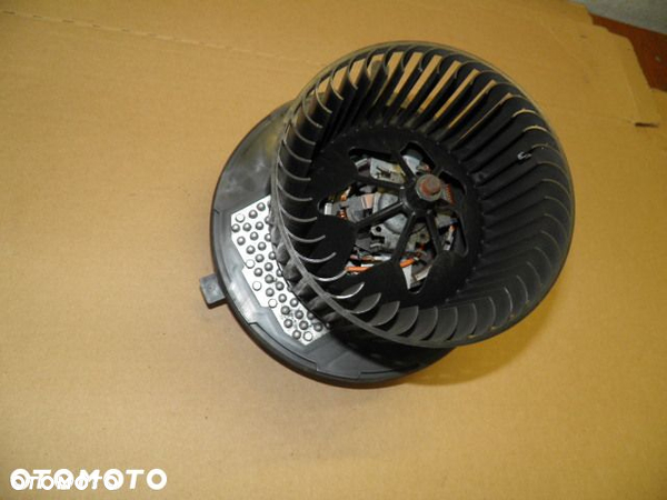 WENTYLATOR NAGRZEWNICY VW GOLF SKODA 3C1820015T