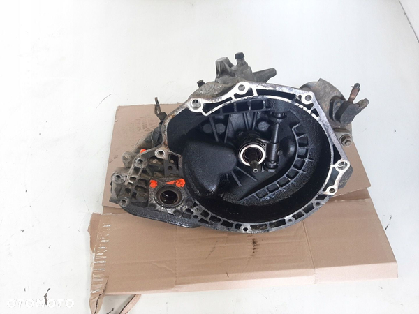 DAEWOO LANOS 1.5 8V 00R SKRZYNIA BIEGOW M4176