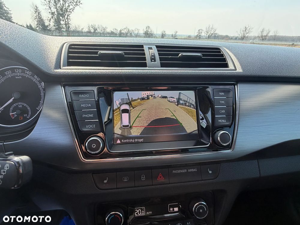 Skoda Fabia 1.0 TSI Essence - 11