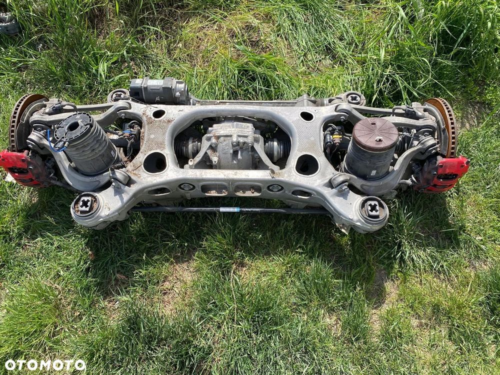 zawieszenie tylne skrętne porsche panamera 971 2022 rok - 1