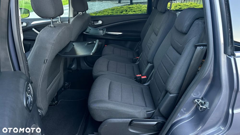 Ford S-Max - 35