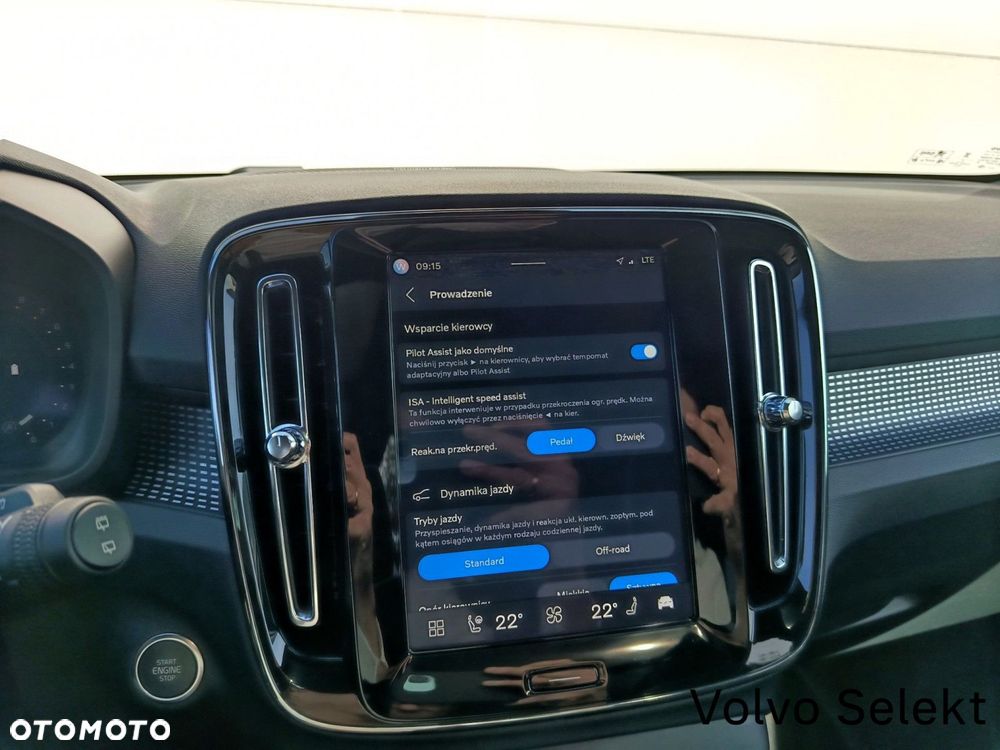 Volvo XC 40 - 24