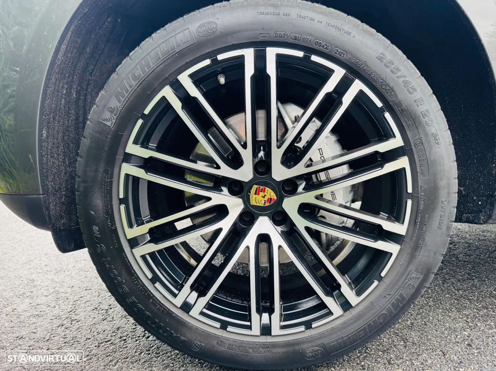 Porsche Macan S - 21