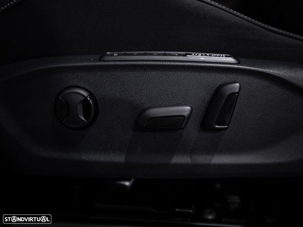 VW ID.7 Pro - 17