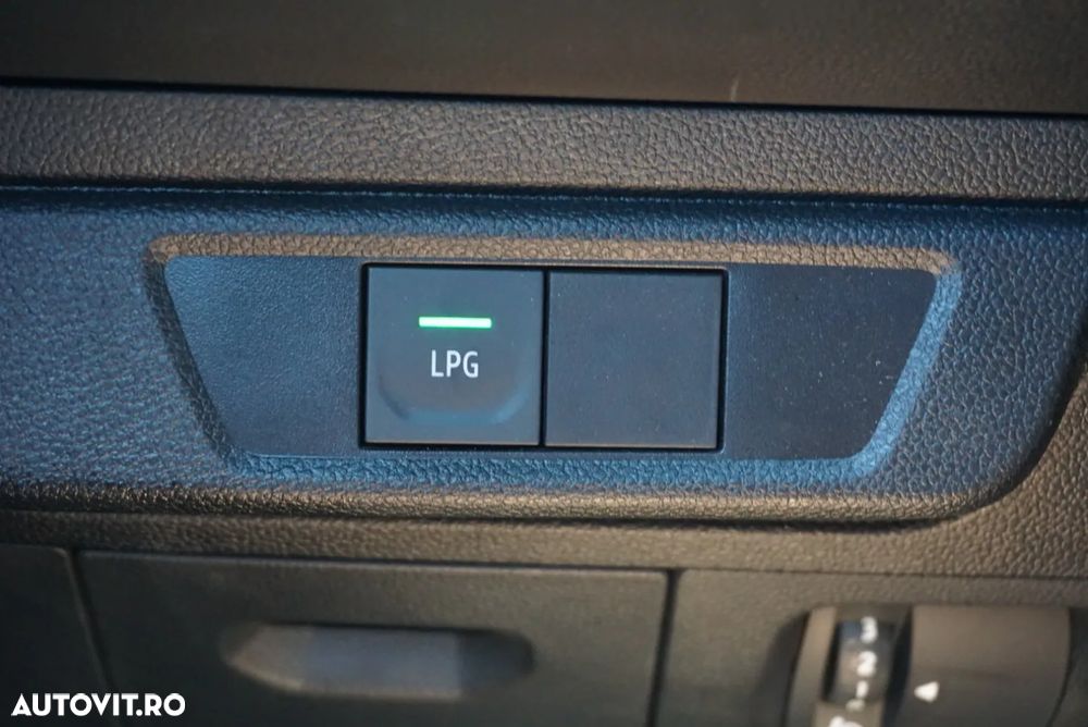 Dacia Logan TCe 90 MT5 Expression - 7