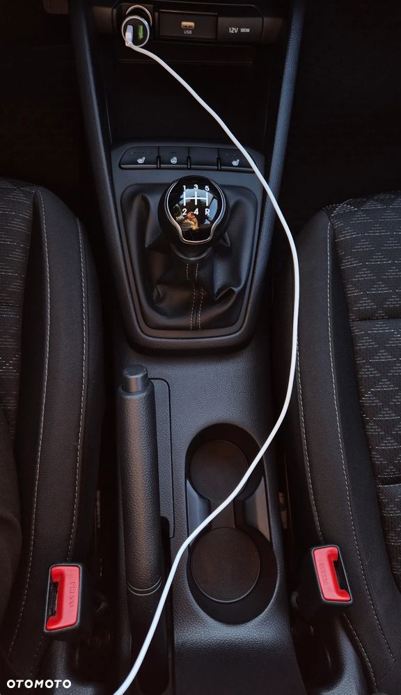 Kia Rio - 11