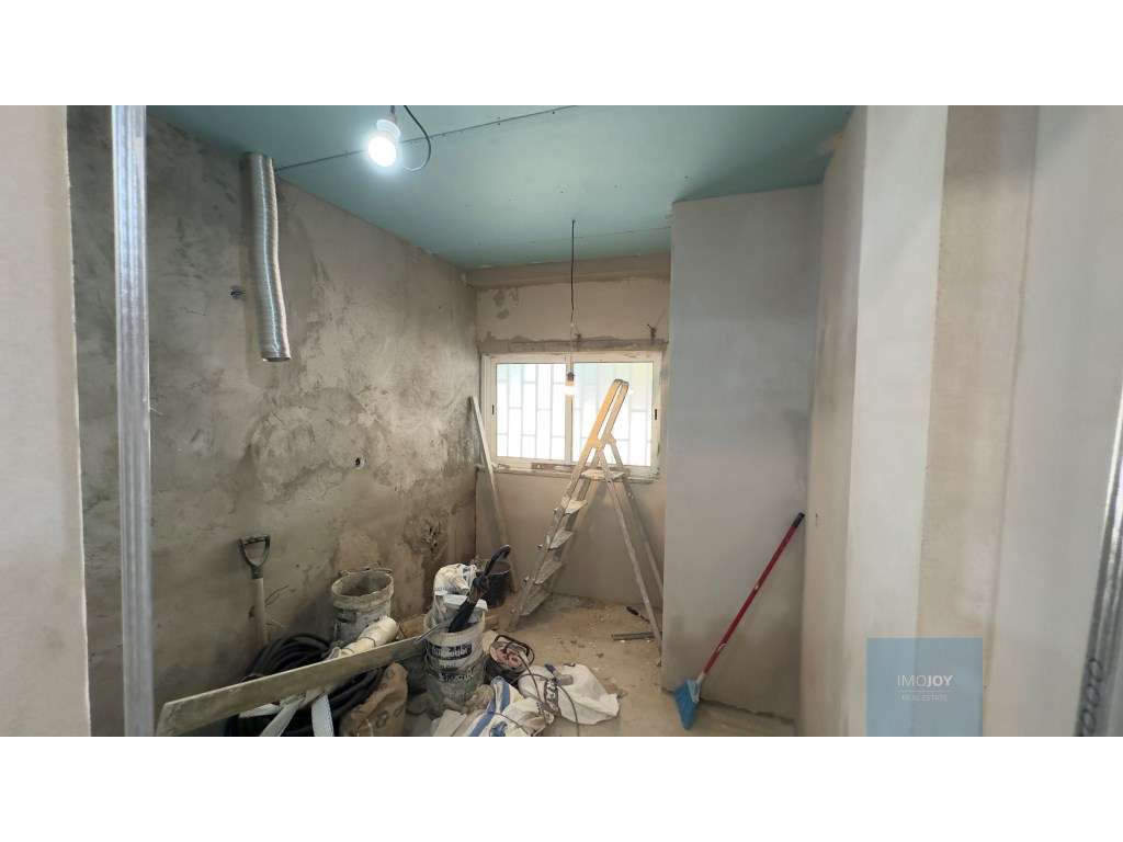 Apartamento T1 Remodelado na Amadora - Grande imagem: 2/22