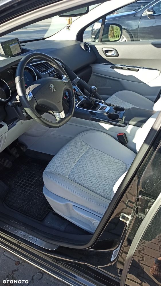 Peugeot 3008 HDi FAP 150 Platinum - 2