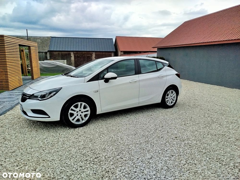 Opel Astra 1.0 Turbo Start/Stop 120 Jahre - 9