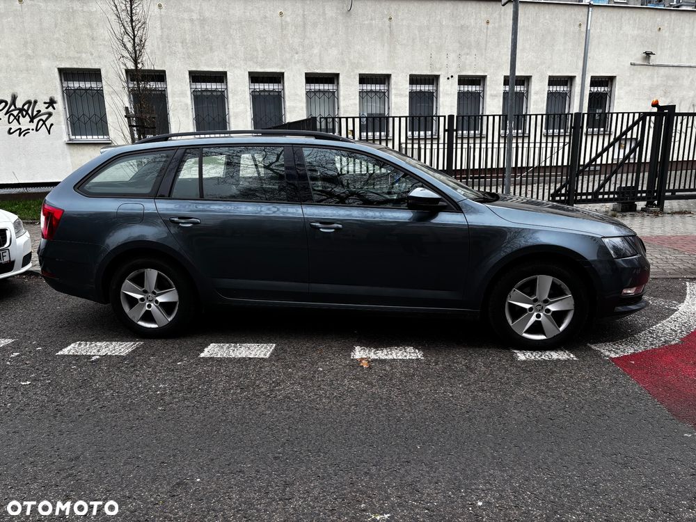 Skoda Octavia 1.6 TDI Ambition - 2