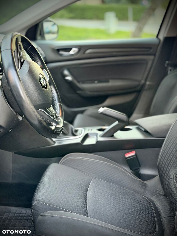 Renault Megane 1.5 dCi Zen - 23