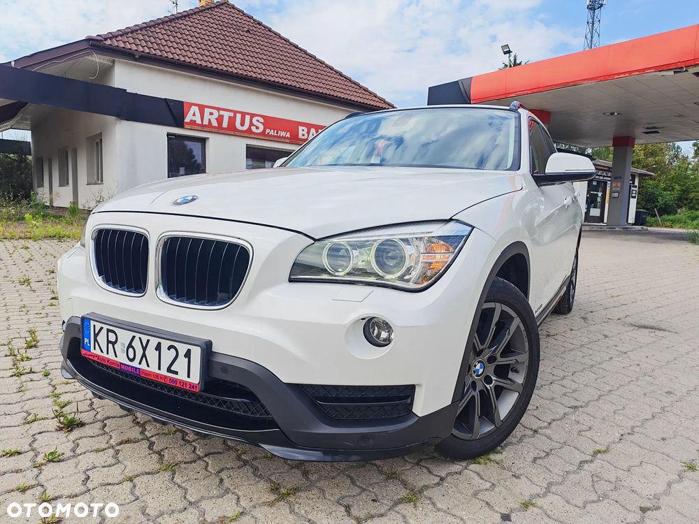 BMW X1 xDrive18d Sport Line - 1
