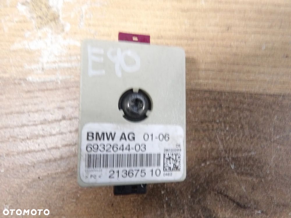 BMW - E90 - FILTR ANTENY PRZECIWZAKŁÓCENIOWY - 6932644 - 1