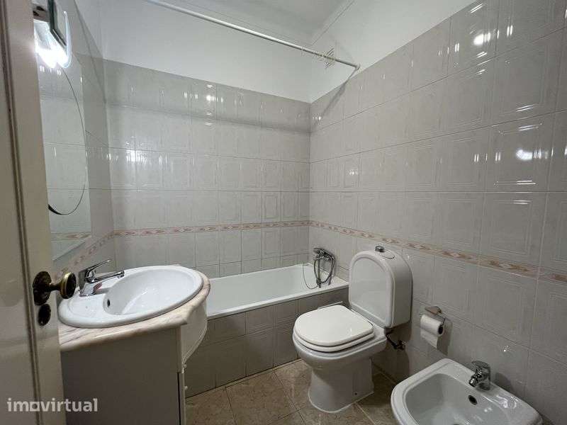 Apartamento T1 Laranjeiro - Grande imagem: 3/7