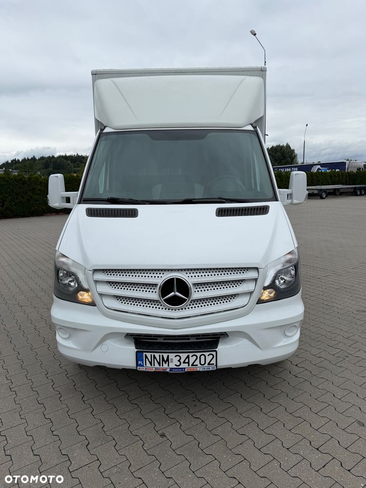 Mercedes-Benz Sprinter - 3