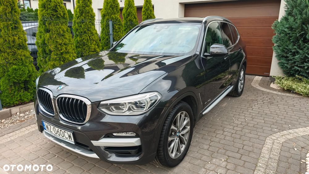 BMW X3 xDrive30i Luxury Line - 2