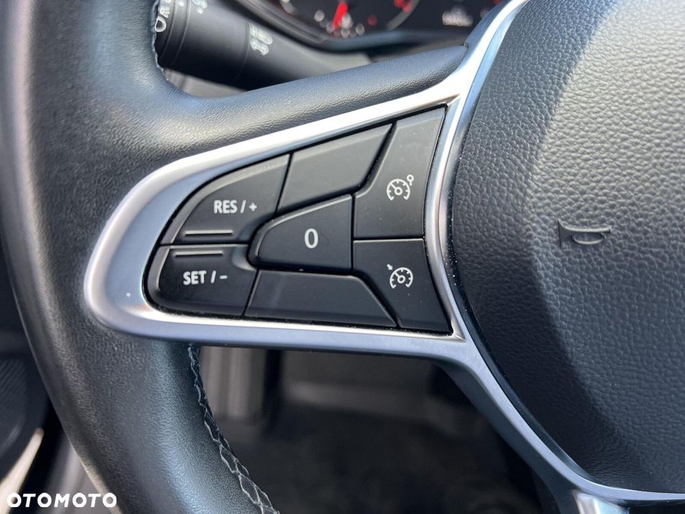 Renault Clio - 15