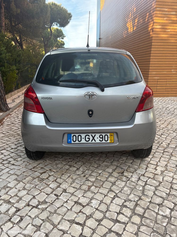 Toyota Yaris 1.0 VVT-i AC Manual - 6