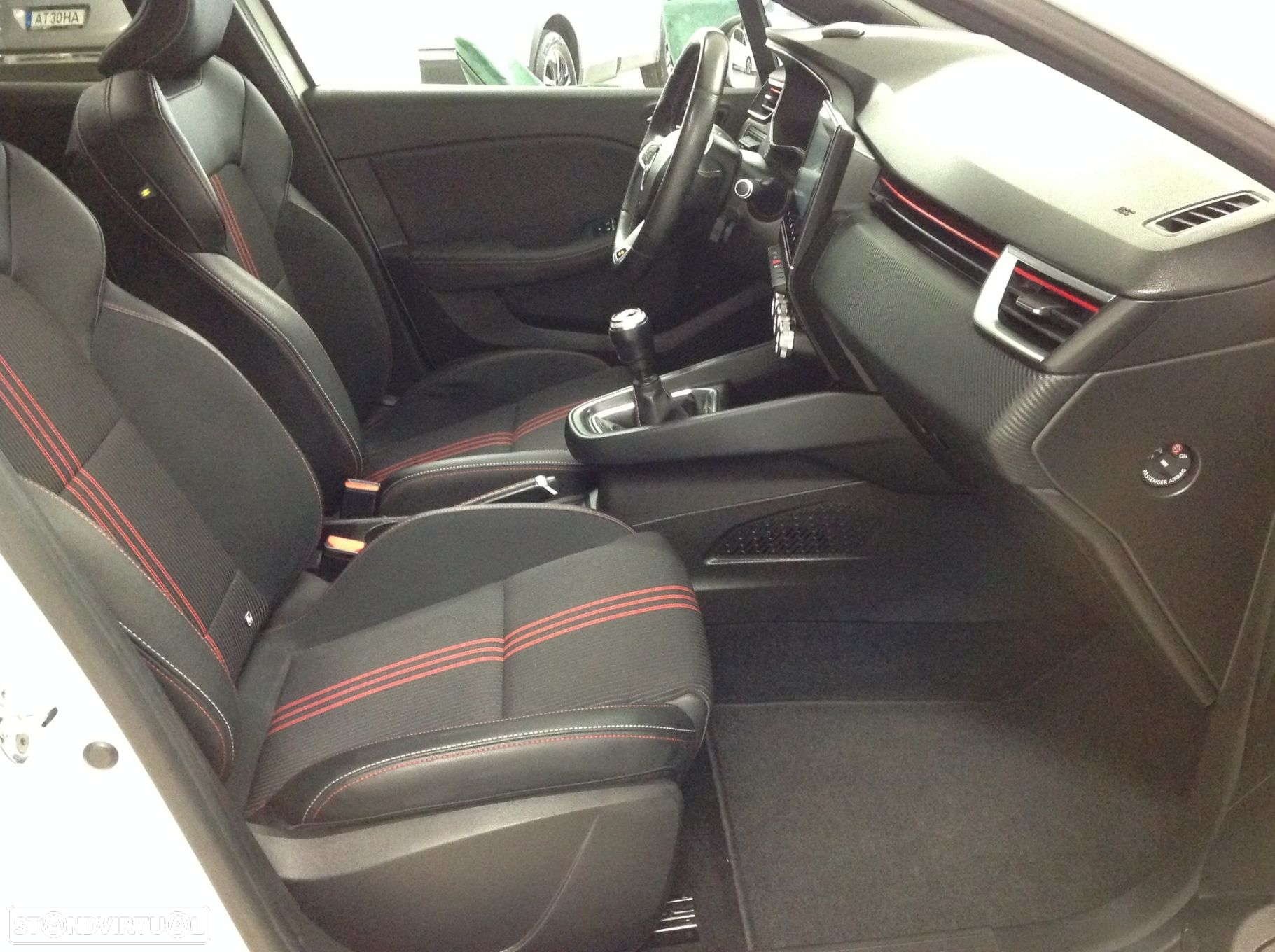 Renault Clio 1.0 TCe RS Line - 31