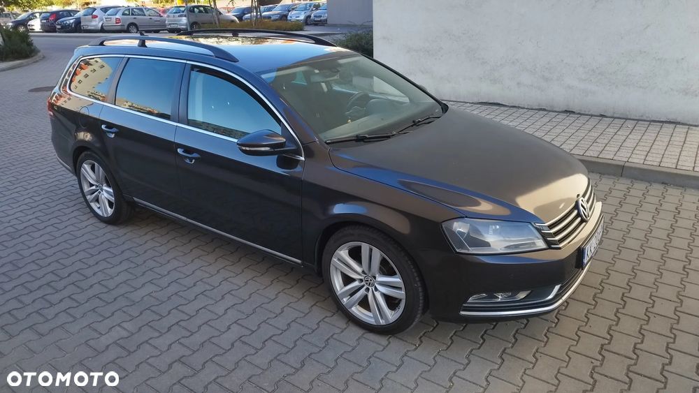 Volkswagen Passat Variant 2.0 Blue TDI DSG SCR Comfortline - 6