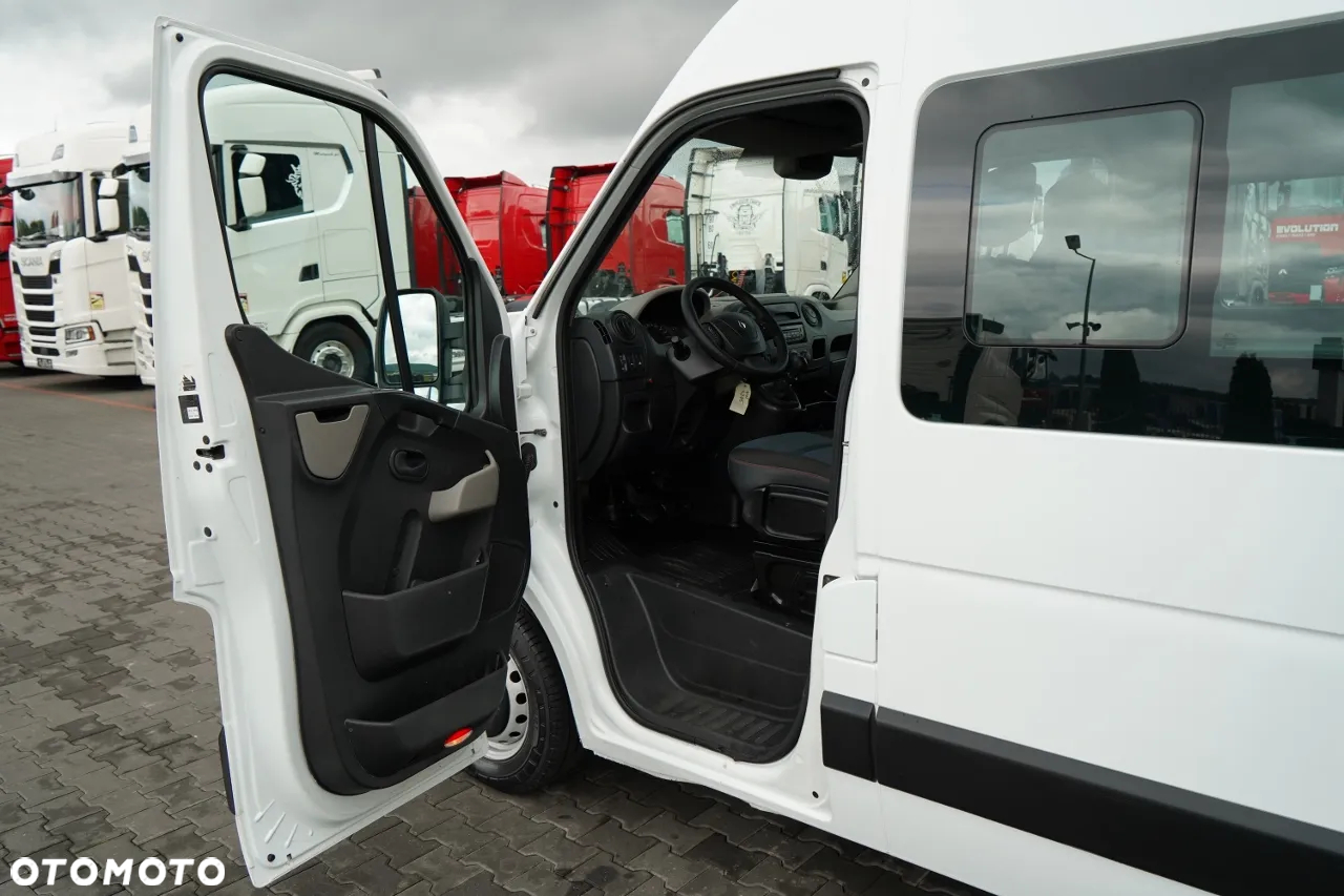 Renault MASTER / MANUAL / ZABUDOWA / DMC 3500KG / 6 MIEJSC / SPROWADZONY / PO KONTRAKCIE SERWISOWYM - 23