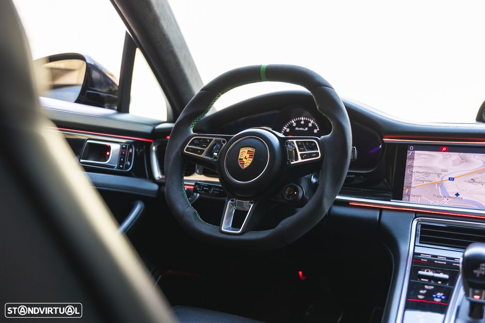 Porsche Panamera Turbo S E-Hybrid - 18