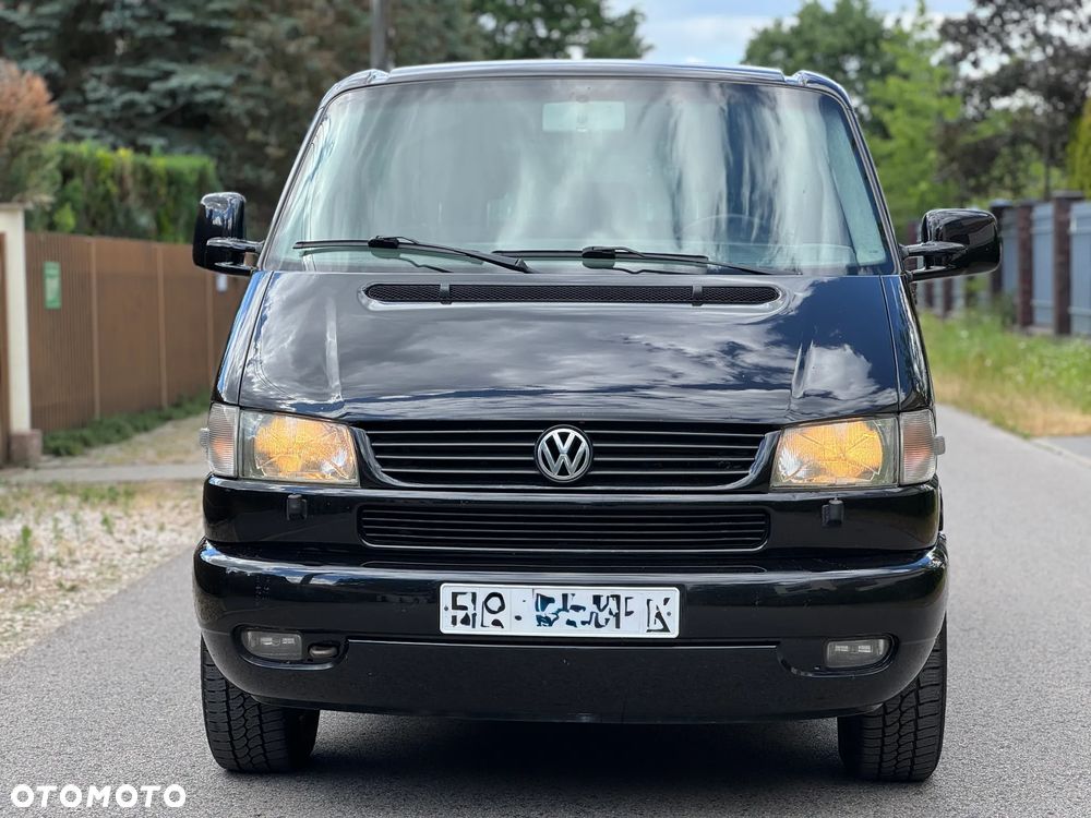 Volkswagen Caravelle - 7