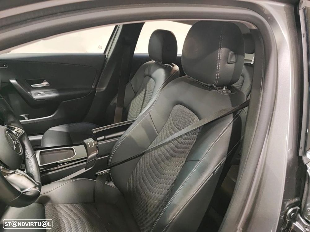 Mercedes-Benz A 250 - 5